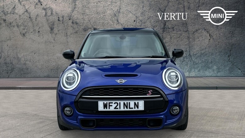 MINI Hatchback 2.0 Cooper S Exclusive 5dr [Comfort/Nav Pack] Petrol Hatchback